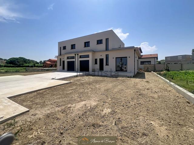 Maison, Bompas