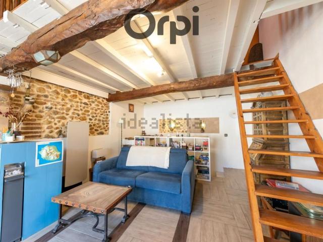 Maison, Bompas
