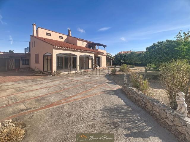 Maison, Bompas