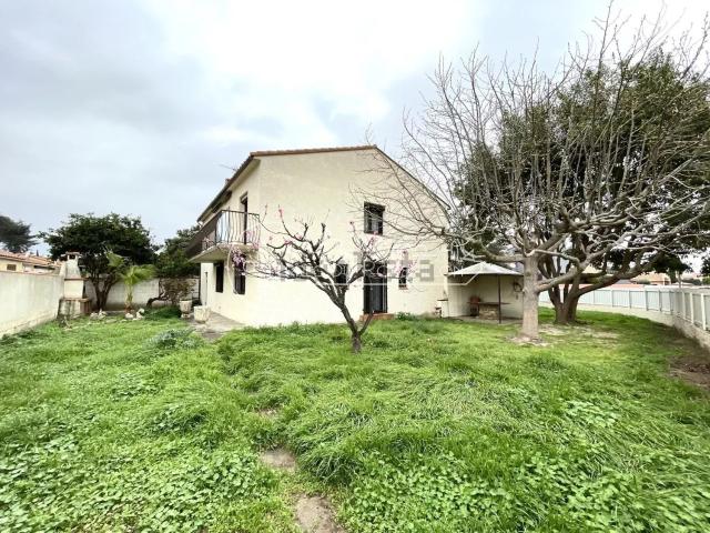Maison, Bompas