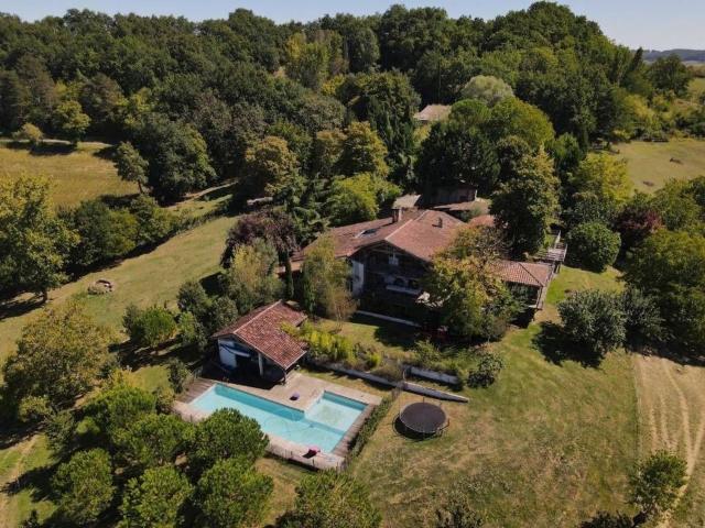 Maison, Bon Encontre
