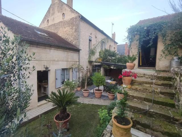 Maison, Bonneuil en Valois