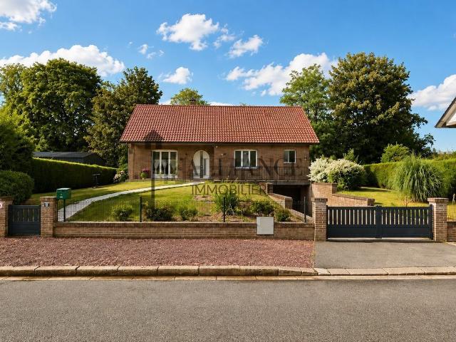 Maison, Bonnières