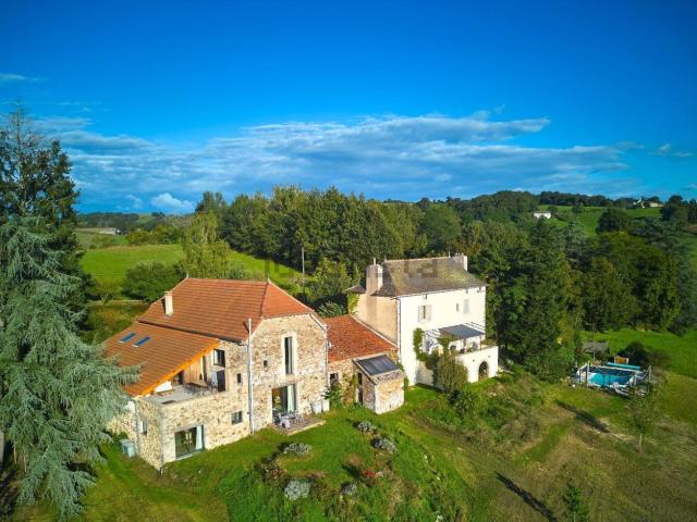 Maison, Bor et Bar
