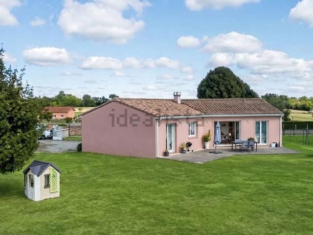 Maison, Bordes de Rivière