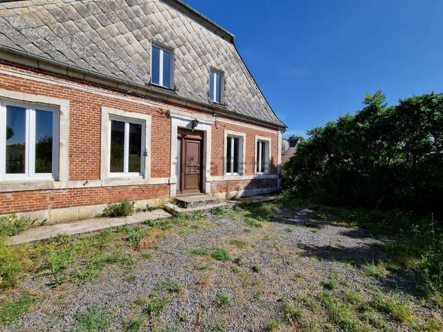 Maison, Bossus lès Rumigny