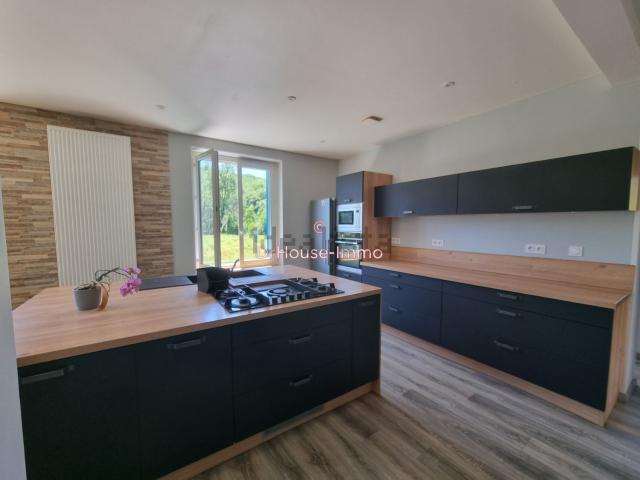 Maison, Bayac