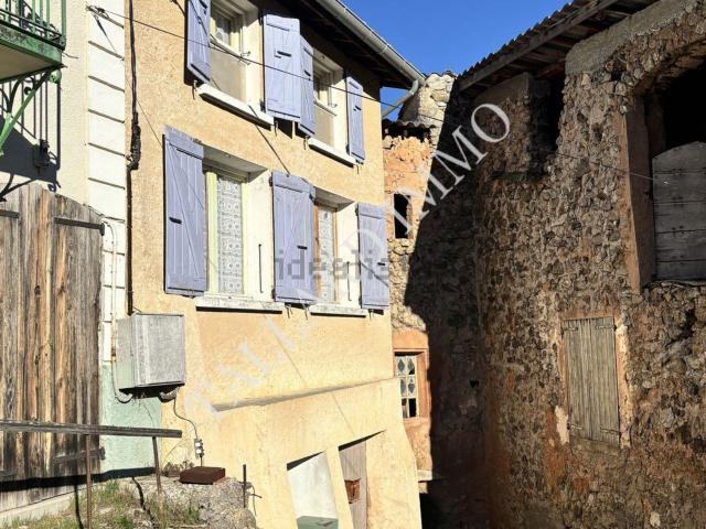 Maison, Bayons