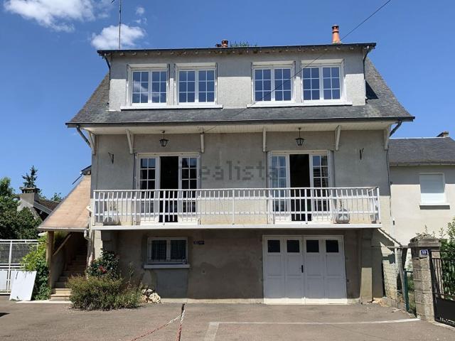Maison, Bazarnes