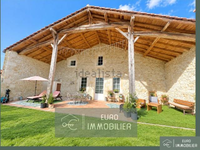 Maison, Bazas