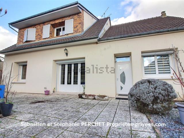 Maison, Bazoches en Dunois