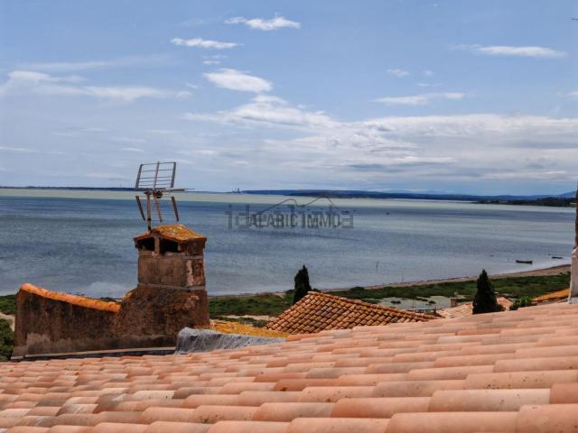 Maison, Bages