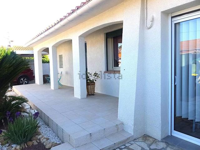 Maison, Bages