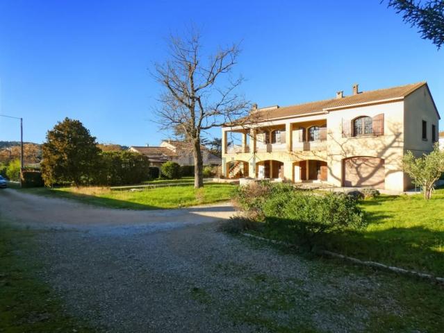 Maison, Bagnols sur Cèze