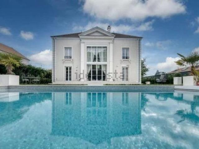 Maison, Bailly Romainvilliers