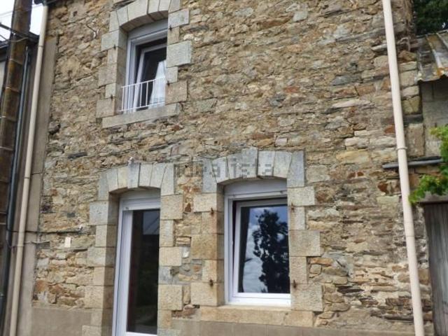 Maison, Bains sur Oust