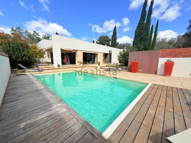 Maison, Baixas