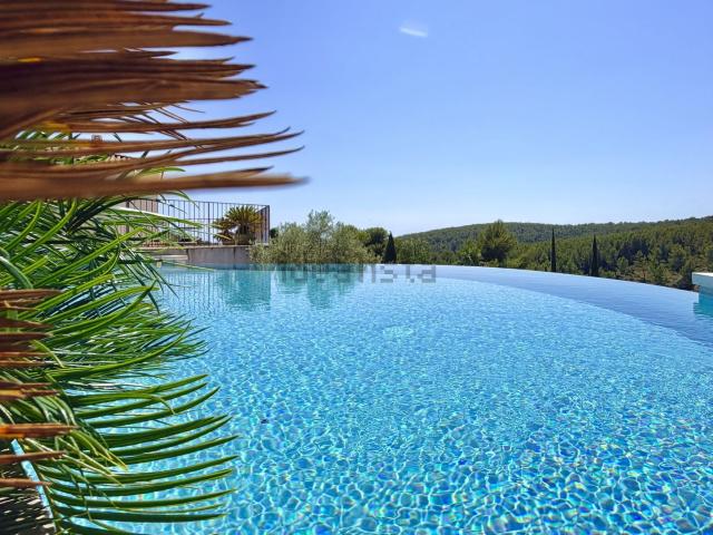 Maison, Bandol