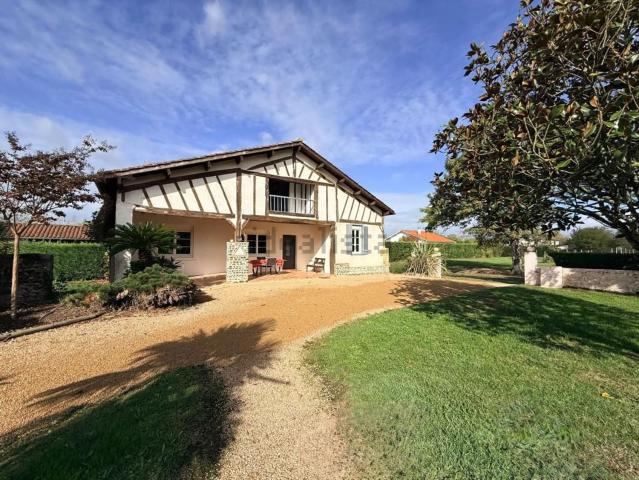 Maison, Barcelonne du Gers