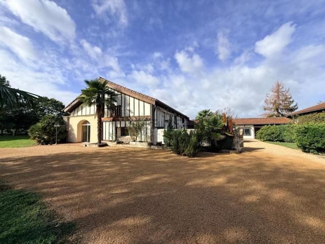 Maison, Barcelonne du Gers