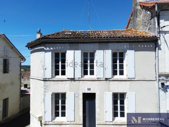 Maison, Barbezieux Saint Hilaire