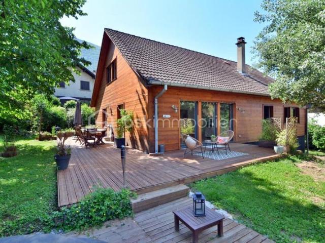 Maison bardage bois 180 m² – Vue Montagne – Saint Pierre de Mésage