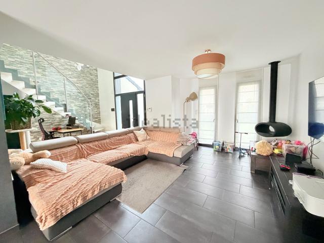 Maison, Basse Rentgen