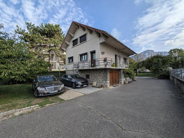 Maison, Bassens