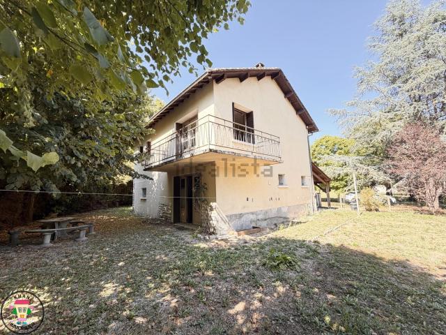 Maison, Bassillac et Auberoche
