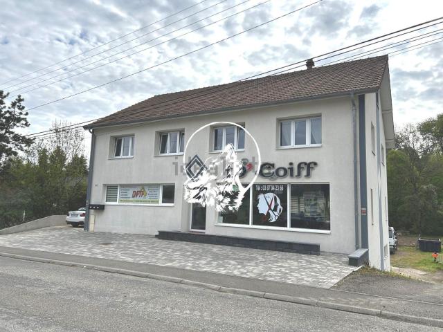 Maison, Betting