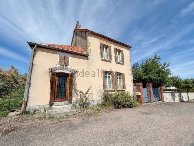 Maison, Bézenet