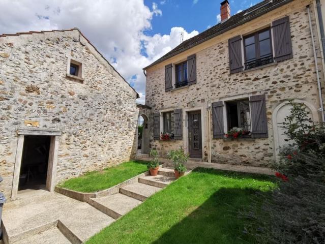Maison, Bézu Saint Germain