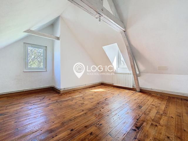 Maison béarnaise pleine de charme sur 3 330 m2 de terrain au calme
