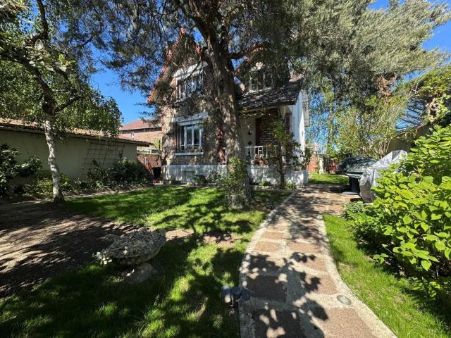 Maison, Beaumont sur Oise