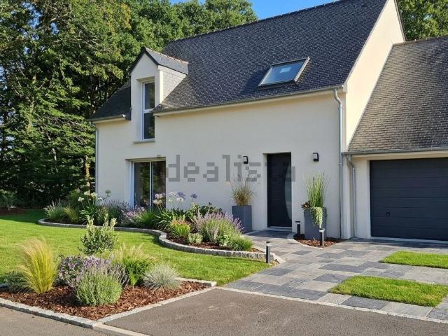 Maison, Beaumont sur Sarthe