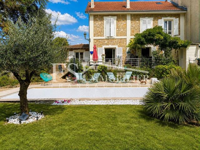 Maison, Beauchamp