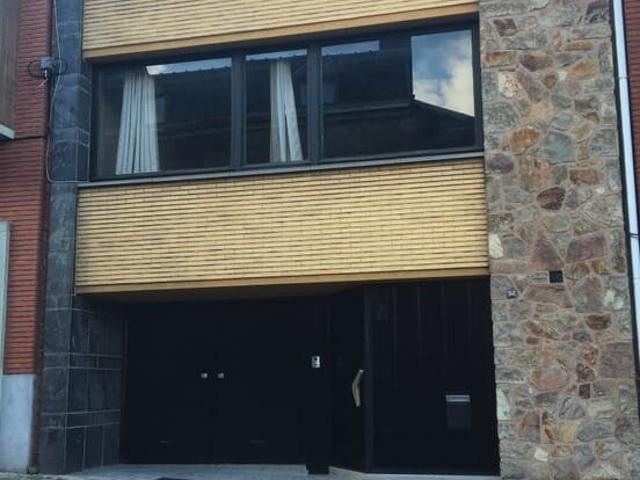 Maison bel étage, 3 chambres avec jardin et garage