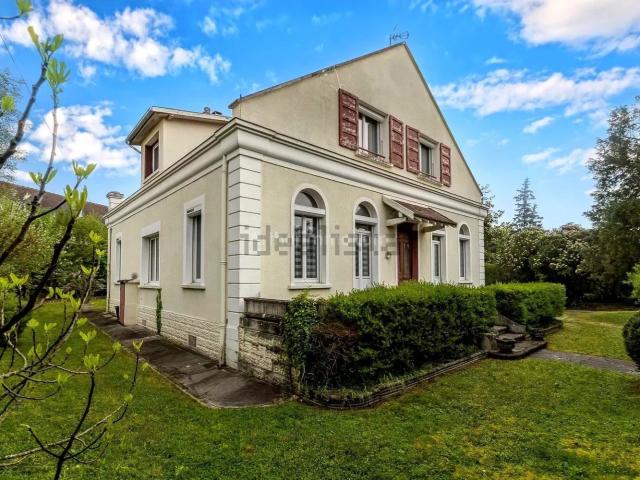 Maison, Belley