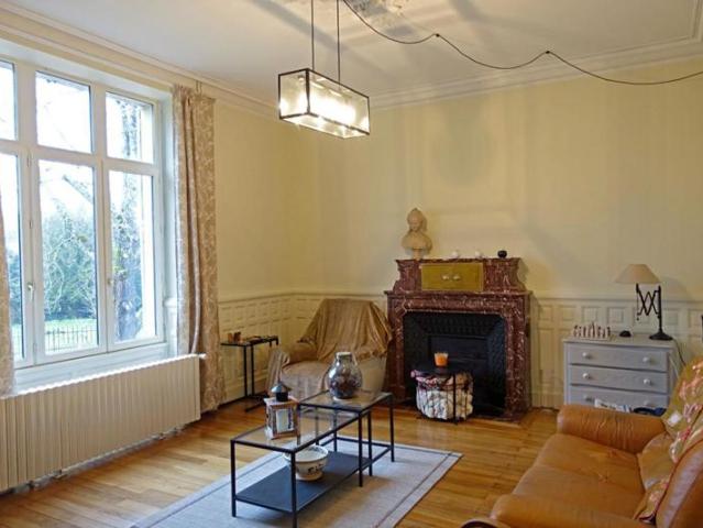 Maison Bengy Sur Craon 7 pièce s 210 m2