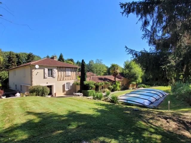 Maison, Berdoues