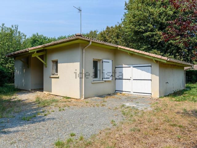 Maison, Bernos Beaulac