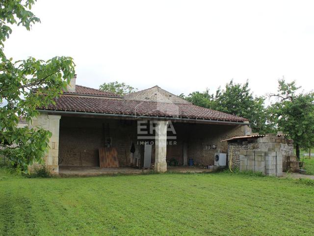 Maison, Bernay Saint Martin