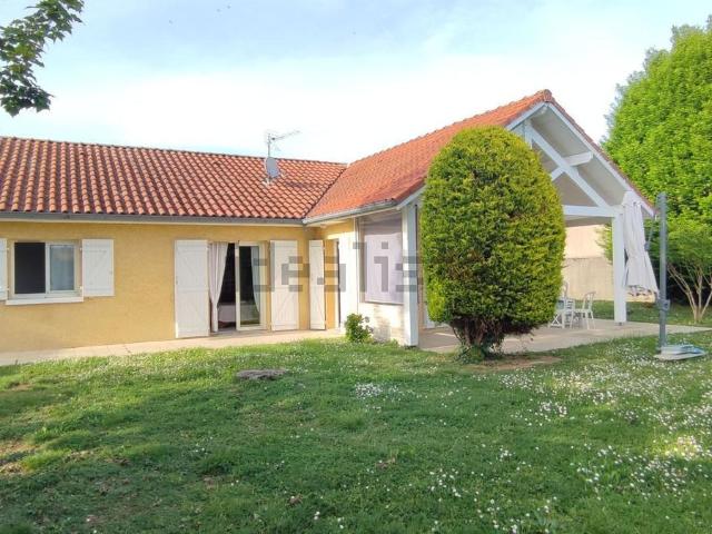 Maison, Bernac Debat