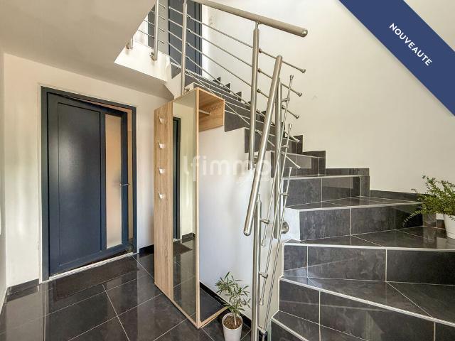 Maison bi famille de 155m² sur 6,70 ares en quartier résidentiel