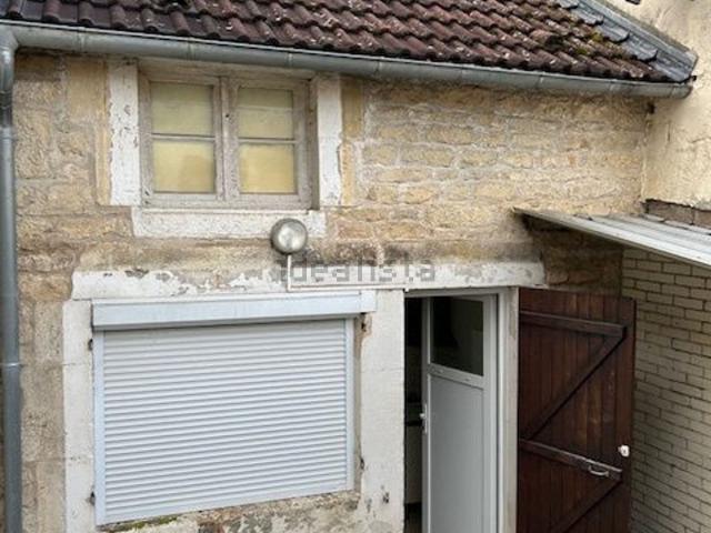 Maison, Biesles
