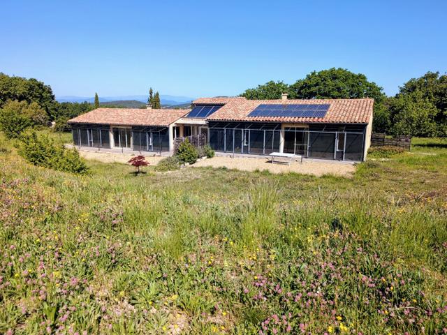 Maison bioclimatique 5 pièce s 179.89 m2 sur un terrain de 4074m2