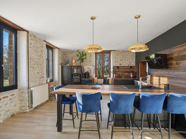 Maison, Bioule