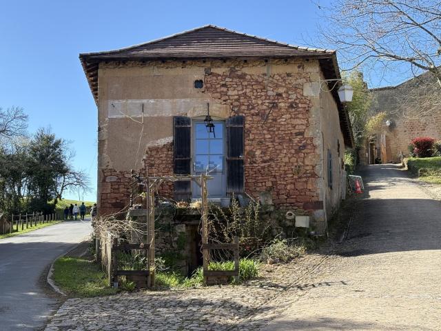 Maison, Biron