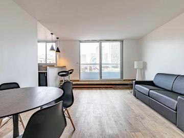 MAISON BLANCHECatherine PiguetAlma Immobilier