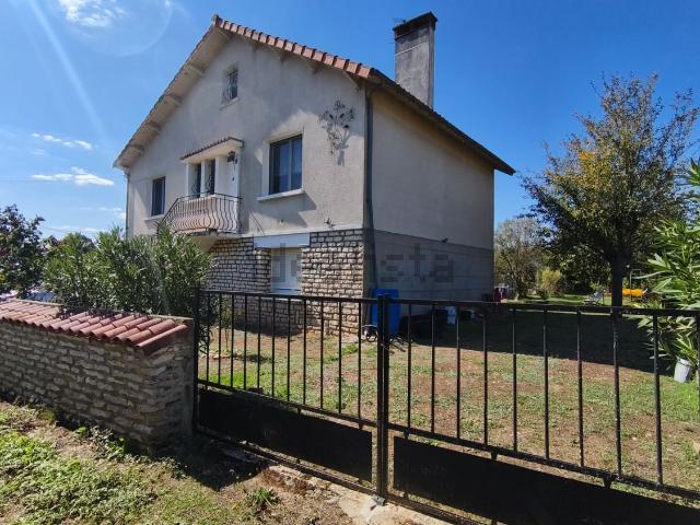 Maison, Blanzay